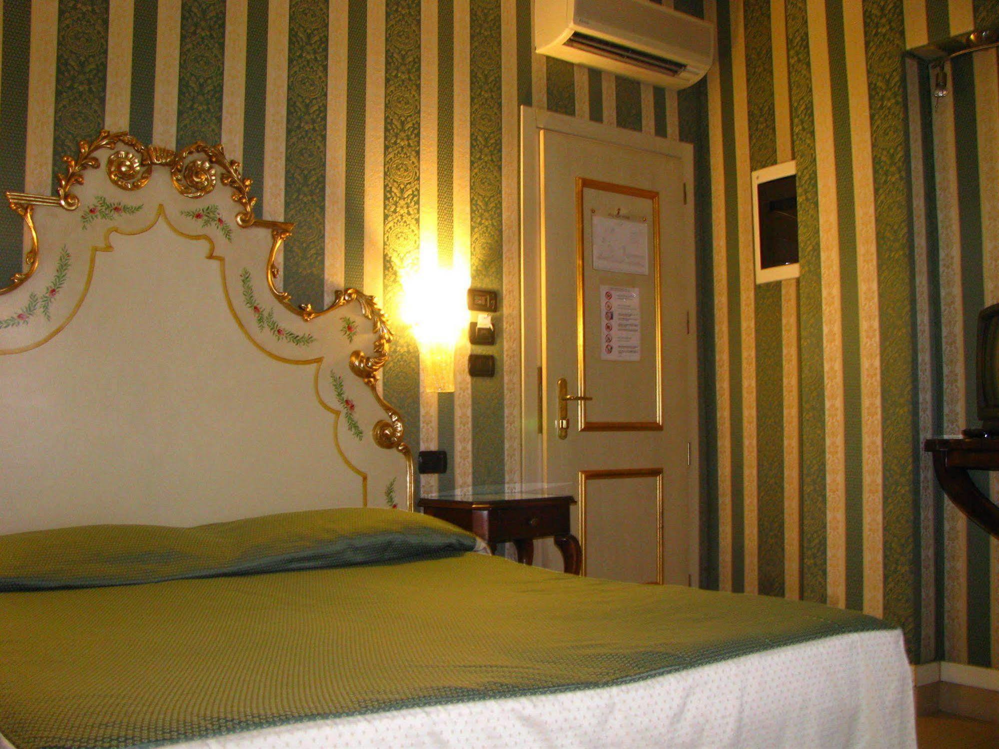 Hotel Belle Epoque Venesia Bagian luar foto